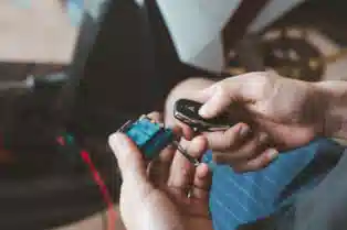 تعمیر دزدگیر ماشین