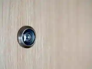 door-peep-installation